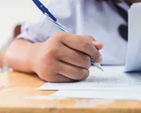 ગુજરાત બોર્ડ: ધોરણ 10 ગુજરાતીના પ્રશ્નપત્રમાં છબરડો, ભૂલોને કારણે વિદ્યાર્થીઓ અને વાલીઓમાં રોષ